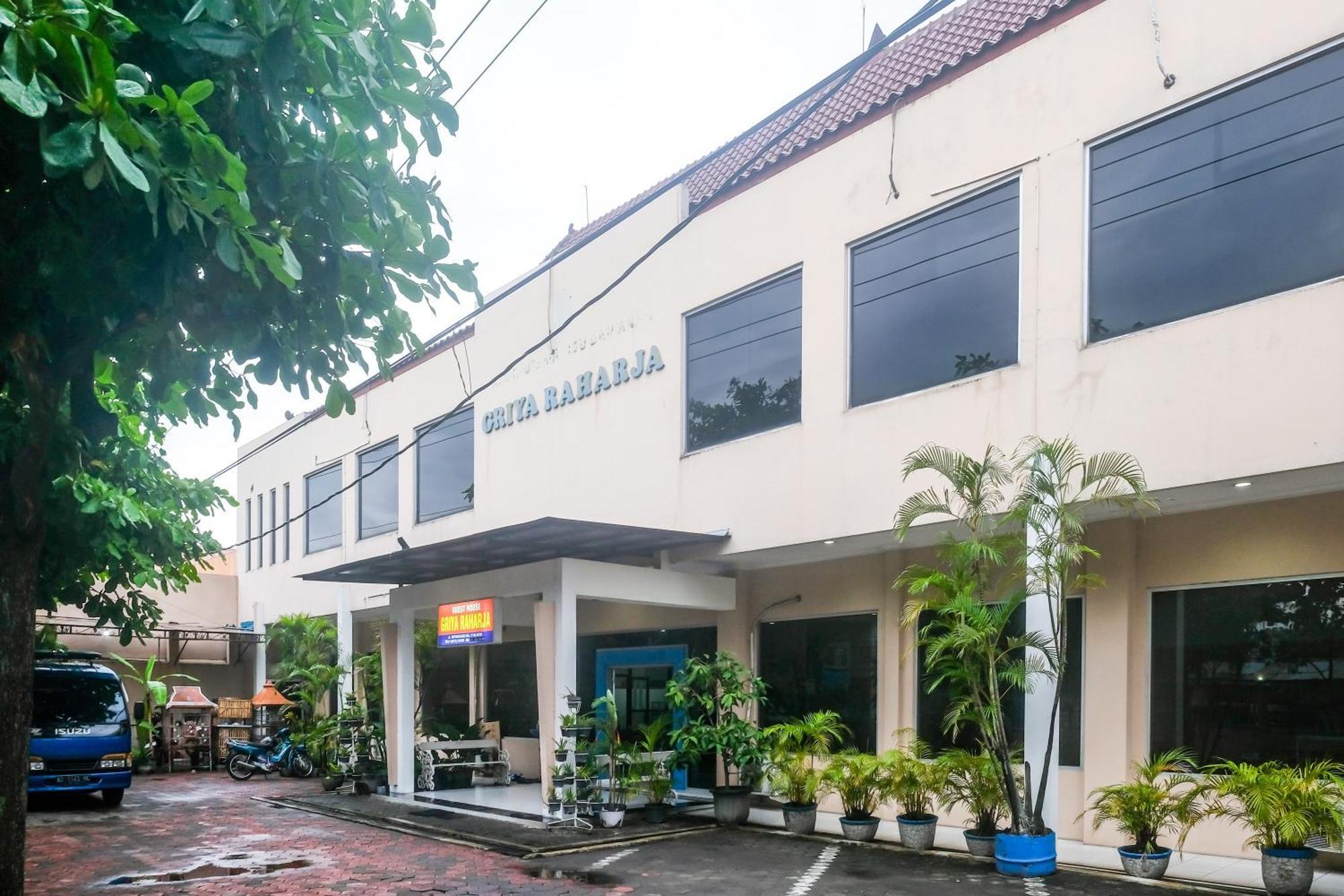 Reddoorz Syariah At Griya Raharja Klaten Exterior photo