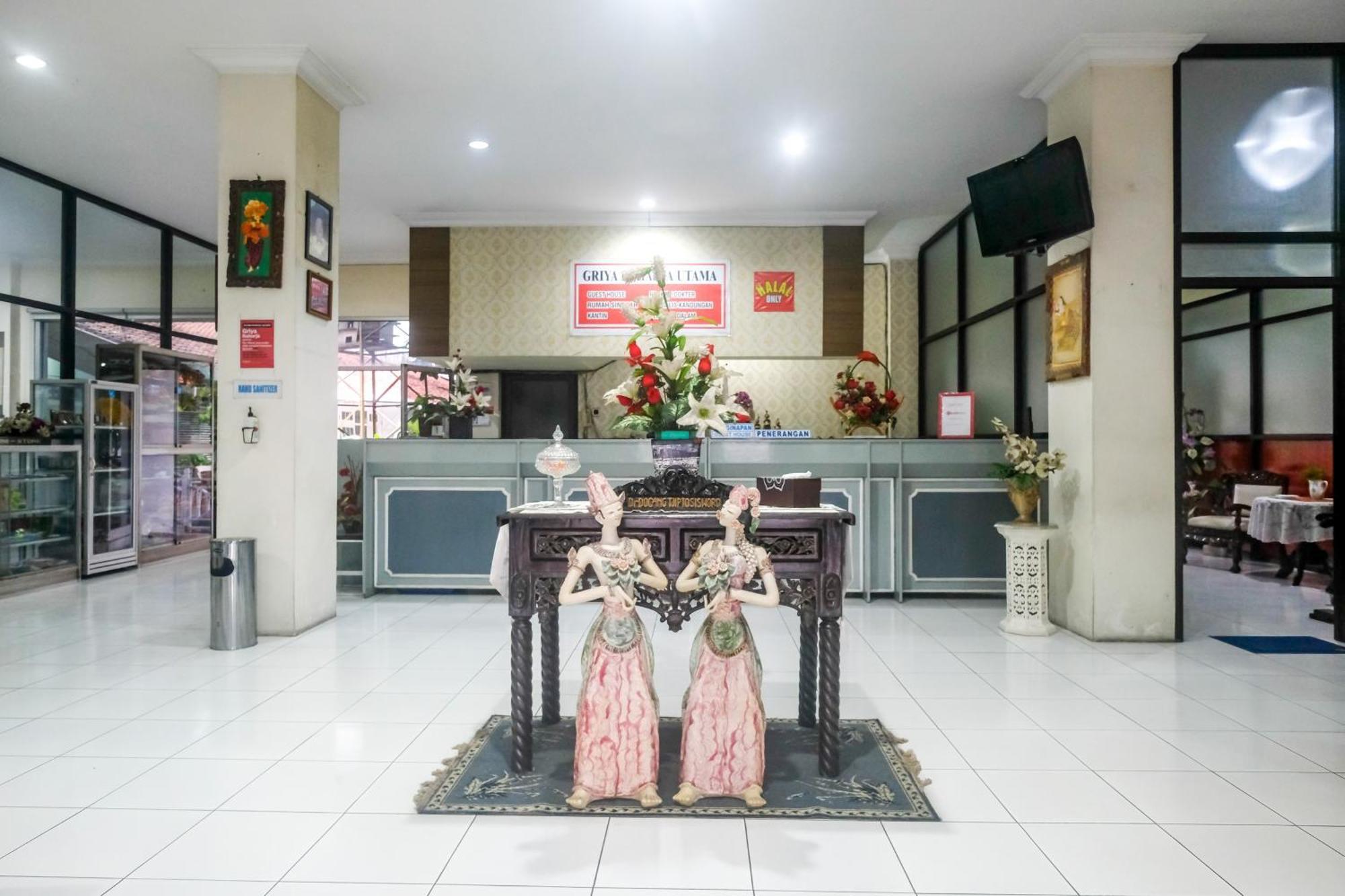 Reddoorz Syariah At Griya Raharja Klaten Exterior photo