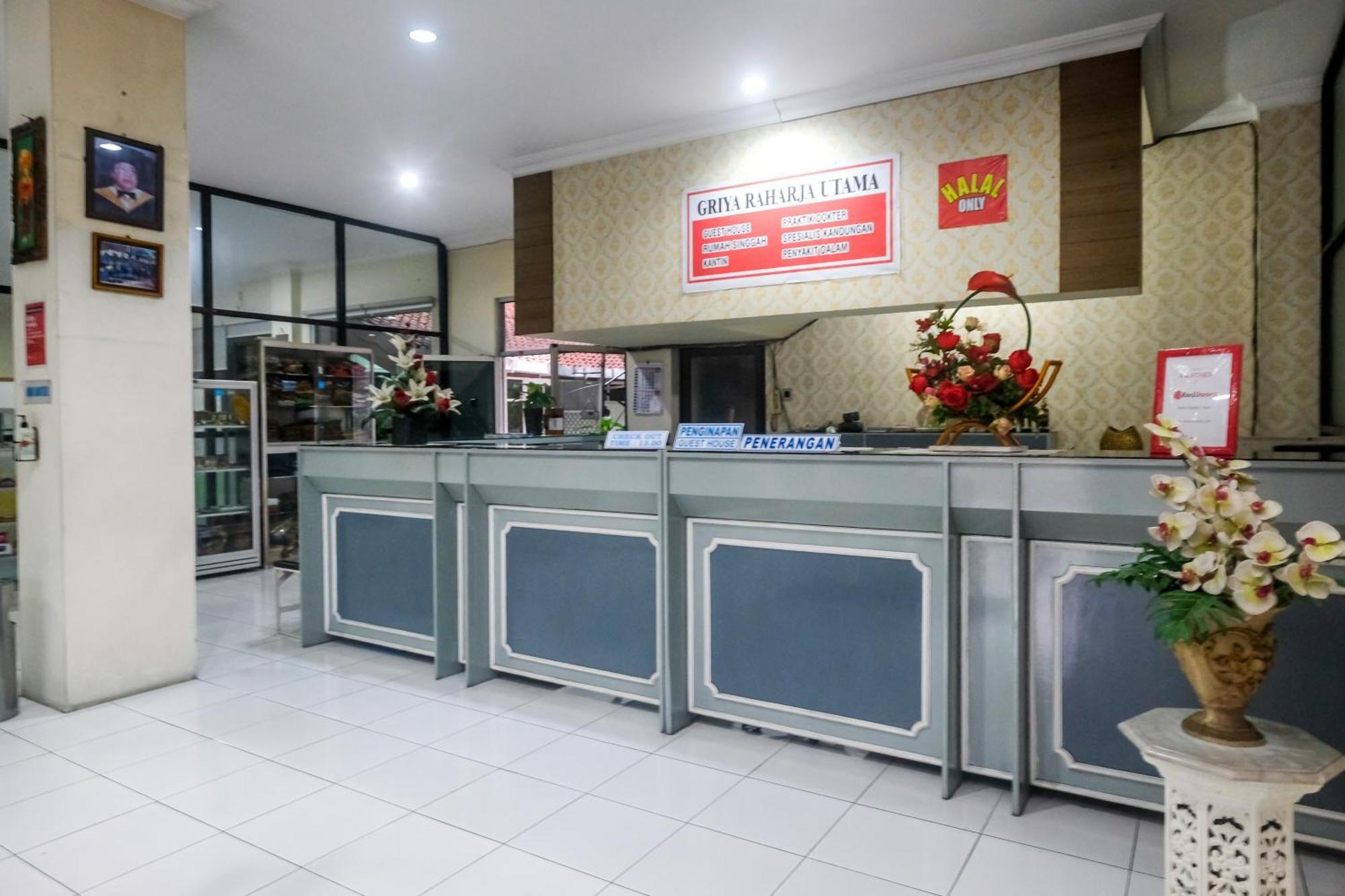 Reddoorz Syariah At Griya Raharja Klaten Exterior photo